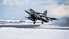 A Swedish Air Force JAS 39 Gripen fighter takes off from Keflavik Air Base in Iceland while deployed as part of NATO’s Arctic Sentry activity. 