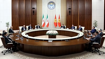 دیدار روسای جمهوری ایران قرقیزستان در حاشیه نشست رهبران سازمان همکاری شانگهای
