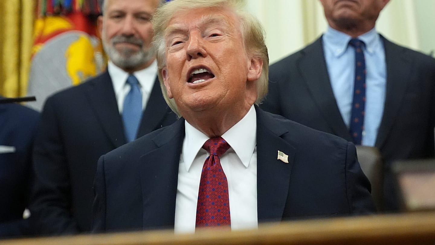 Trump: ABD Venezuela'nın tüm petrolünü alacak