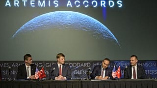 Türkiye, Artemis Anlaşmaları'na katıldı. Türkiye adına anlaşmayı Sanayi ve Teknoloji Bakanı Mehmet Fatih Kacır imzaladı.