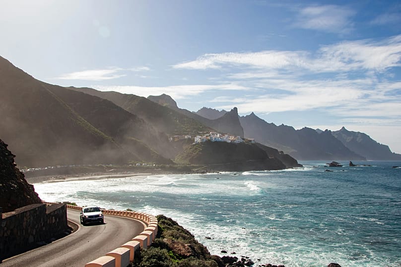Tenerife gerçekten etkileyici manzaralar ve bol eğlence sunuyor