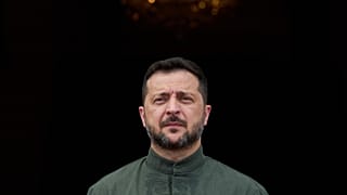 Ukraine's President Volodymyr Zelenskyy arrives to welcome leaders during a Ukrainian and Nordic-Baltic countries summit in Kyiv, Sunday, Aug. 23, 2026