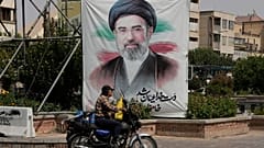تصویر مجتبی خامنه‌ای در تهران