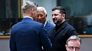Az Európai Tanács felvételén Magyar Péter miniszterelnök,és Volodimir Zelenszkij ukrán elnök és Antonio Costa, az Európai Tanács elnöke 2026. június 18-án.