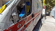 Изрешечённый пулями украинский автомобиль скорой помощи выставили у здания посольства России в Лиссабоне