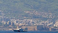 Σκάφος της ακτοφυλακής που λαμβάνει μέρος στις επιχειρήσεις έρευνας και διάσωσης μετά το ναυάγιο του καταμαράν ανοιχτά της κατεχόμενης Κερύνειας