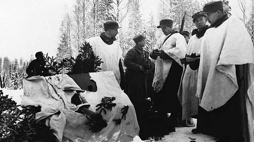 Finnische leichte Artillerie auf Patrouille auf der Karelischen Landenge, 3. Januar 1940