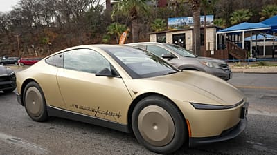 Test drives of Tesla vehicles have been authorised.