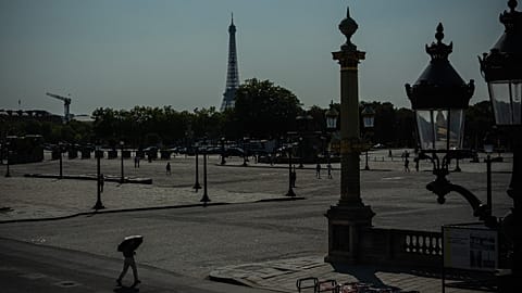 La plaza de la Concordia en París, en plena ola de calor, el 29 de julio de 2026.