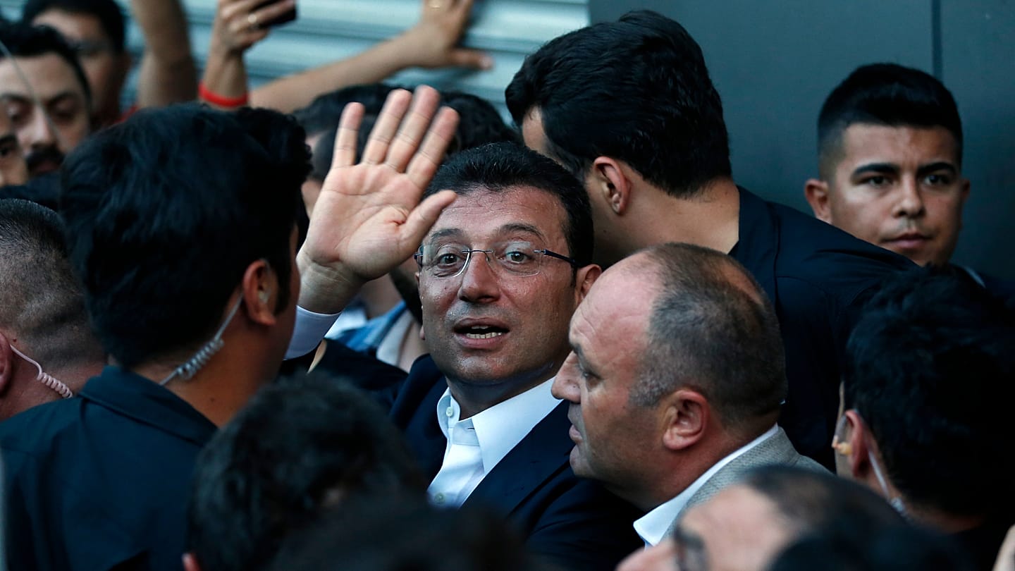 İBB davasında tutuklu sayısı 51'e indi: İmamoğlu adil yargılanma vurgusu yaptı