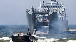 ARCHIWUM: Okręty polskiej marynarki wojennej oraz amerykańscy marines biorą udział w ćwiczeniach wojskowych „Baltops 2018” na Morzu Bałtyckim, Litwa, 4 czerwca 2018 r. 
