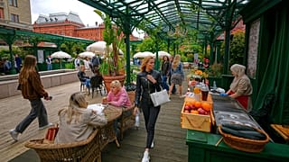 Россияне меняют покупательские привычки.