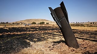 بقایای موشک ایران که در سوریه سقوط کرده است