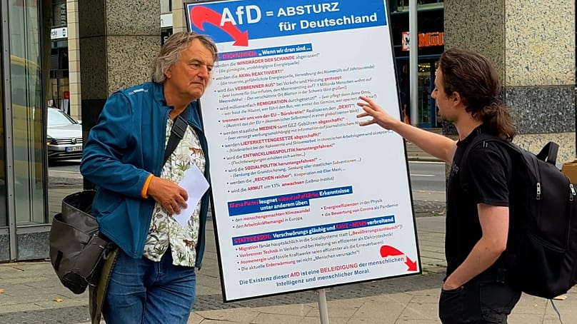 Aktivist Bernhard Weitzel in der Magdeburger Innenstadt, 04.09.2026