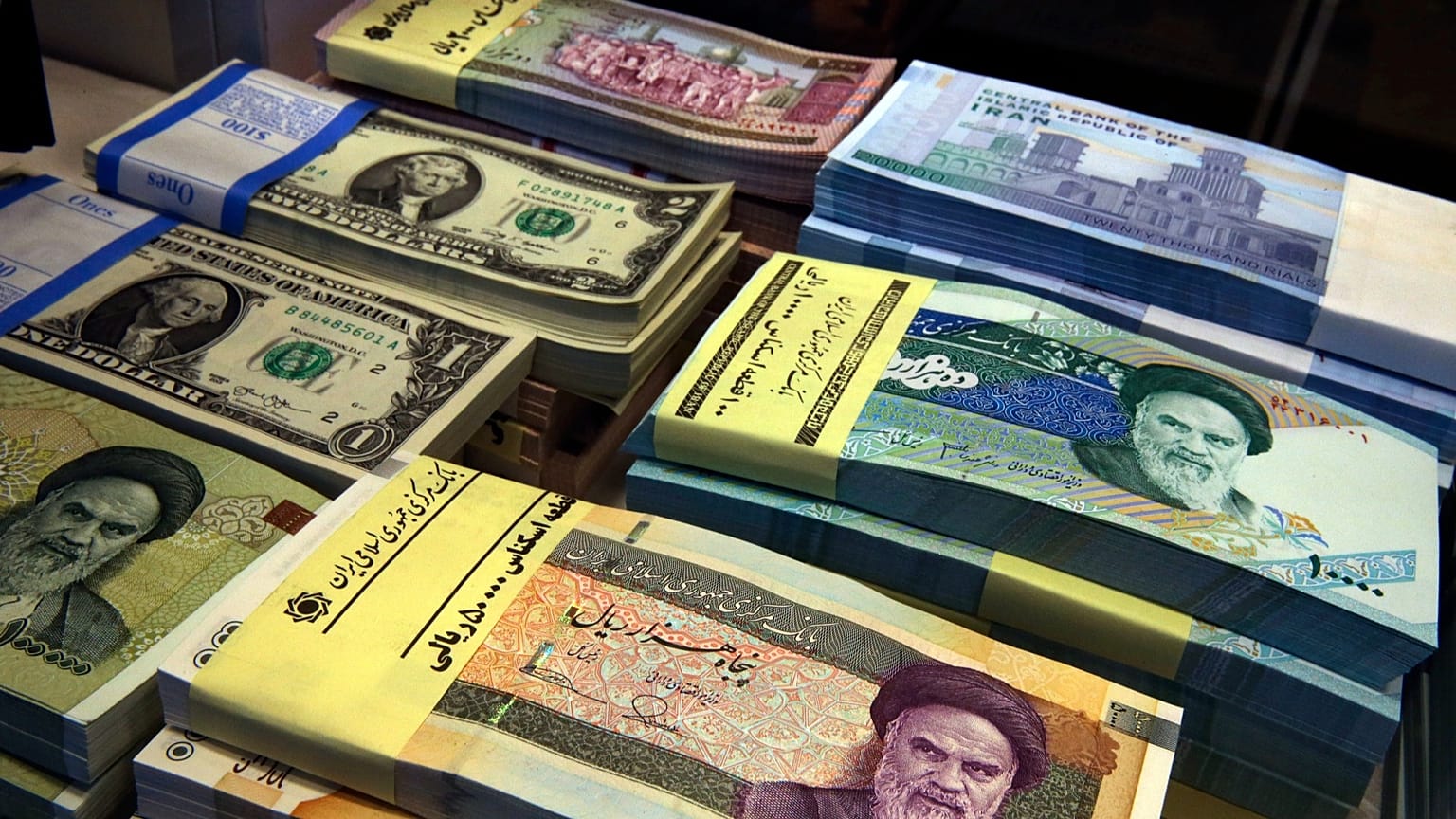 قیمت دلار در ایران