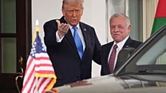 الرئيس دونالد ترامب يستقبل العاهل الأردني الملك عبد الله الثاني في البيت الأبيض، يوم الثلاثاء 11 فبراير 2025، في واشنطن.