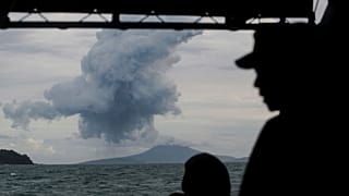 Erupción volcánica en Indonesia