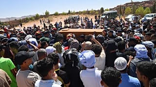 Algérie : les funérailles d’Ayoub, 10 ans, retrouvé mort dans un puits