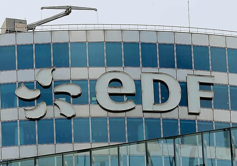 ARCHIVES. La tour d’EDF, géant français de l’électricité détenu par l’État, dans le quartier d’affaires de La Défense, à l’ouest de Paris, en février 2013
