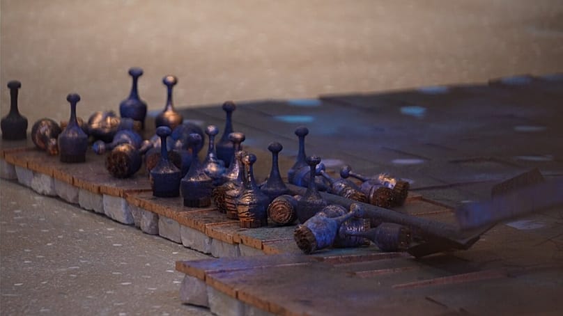 Nari Ward, „Tashkent Grounding“ (2026), eine Boden- und Wandinstallation