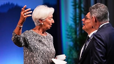 FILE. ECB President Christine Lagarde talks with the Governor of the Bank of France at the G20 Finance Ministerial in North Carolina, 31 Aug. 2026