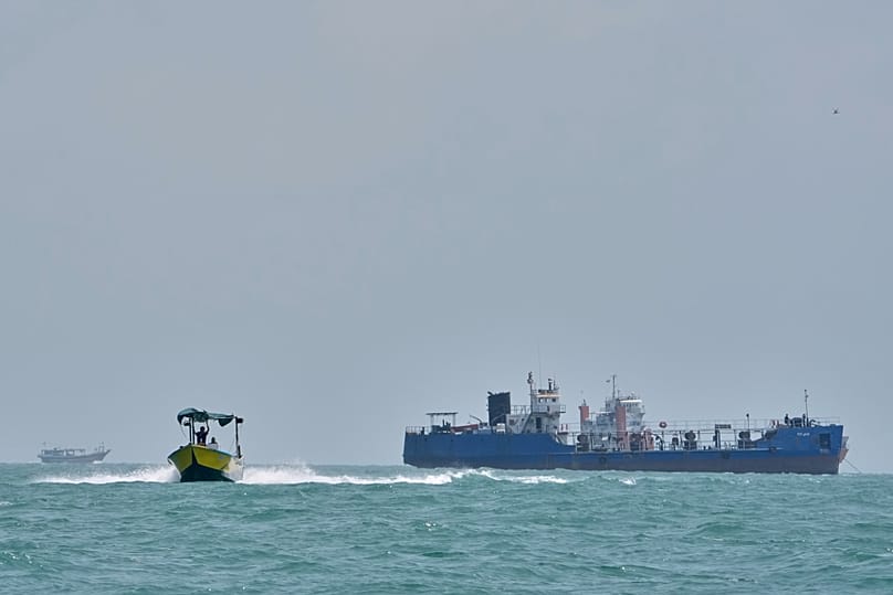 Tanker a szorosban