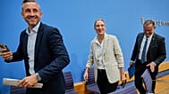 Ulrich Siegmund, Alice Weidel und Tino Chrupalla zeigten sich am Montag in der Bundespressekonferenz selbstbewusst.