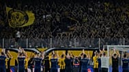 Οι ποδοσφαιριστές της ΑΕΚ πανηγυρίζουν τη νίκη της ΑΕΚ επό της ΛΑΣΚ στην επιστροφή της Ένωσης στο Τσάμπιονς Λιγκ μετά από οχτώ χρόνια