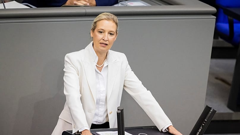 Η συμπρόεδρος της AfD Άλις Βάιντελ στο Bundestag, 9 Σεπτεμβρίου 2026