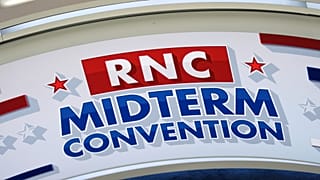 Workers continue to prepare the arena before the Republican convention in Dallas, 8 September, 2026