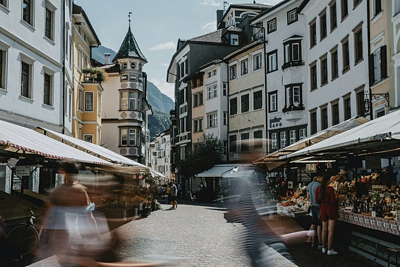 Bolzanót a Dolomitok kapujaként emlegetik, de önmagában is megéri felfedezni