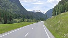 The road between Susch and Zernez is 6.2km long.
