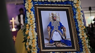 Uganda's King Oyo buried amid bitter succession dispute