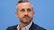 AfD-Spitzenkandidat für die Landtagswahl in Sachsen-Anhalt, Ulrich Siegmund, nimmt am 7. September 2026, an einer Pressekonferenz teil.