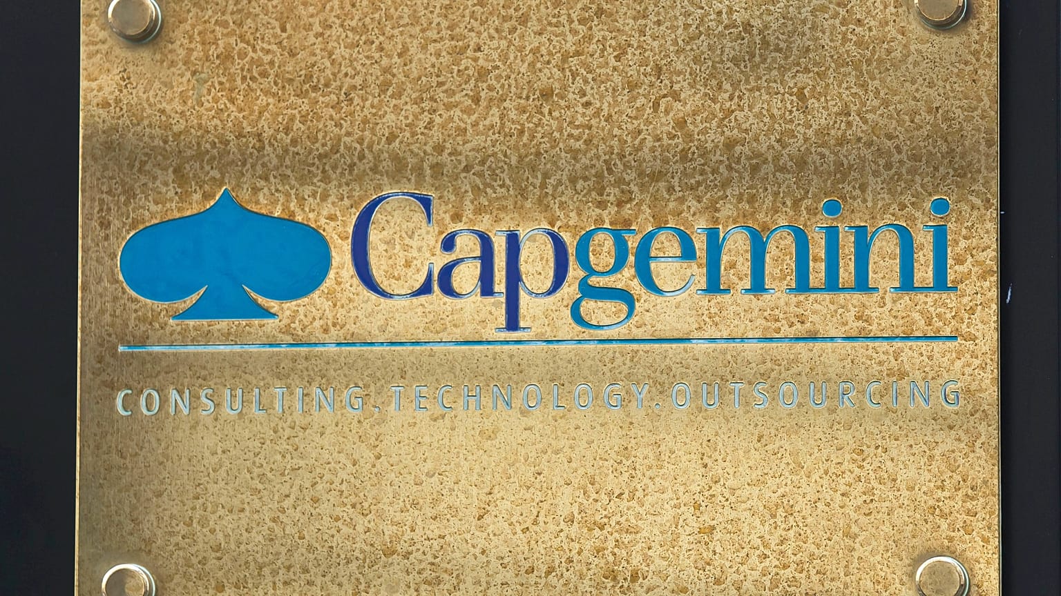 Capgemini firma l'accordo definitivo per la vendita di Capgemini Government Solutions.