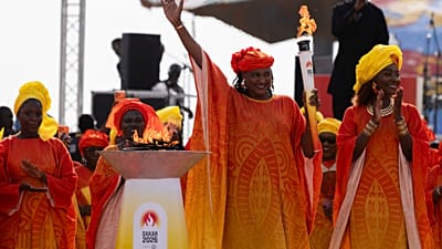 La flamme olympique arrive au Sénégal à quelques jours des JOJ 2026