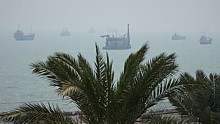 Iran and Oman agree entry and exit routes for Strait of Hormuz