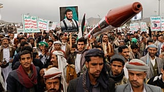 راهپیمایی حوثی‌ها در صنعا