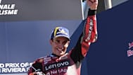 El piloto español Marc Márquez, del equipo Ducati Lenovo, celebra su victoria en el Gran Premio de San Marino y la Riviera de Rimini de MotoGP, 13-09-2026