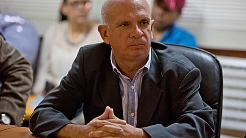 ARCHIVIO: Hugo Carvajal partecipa a una riunione negli uffici amministrativi dell'Assemblea nazionale a Caracas, il 20 gennaio 2016.