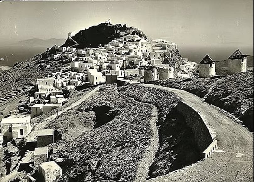 Η Χώρα από τα βόρεια σε φωτοκάρτα, περίπου 1965.