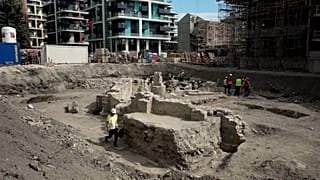 Unearthed ruins of mystery Roman building