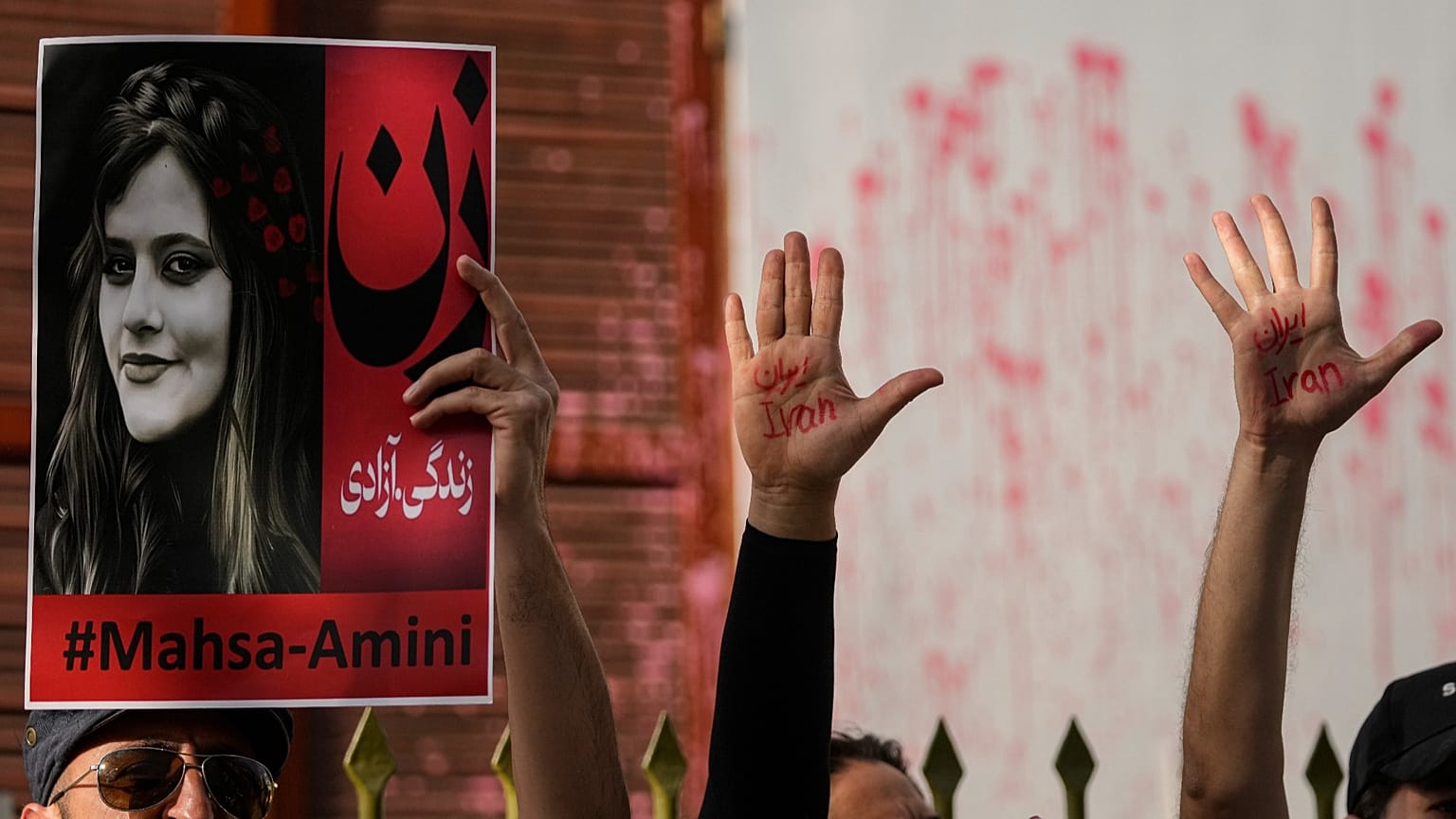 جنبش «زن، زندگی، آزادی» 