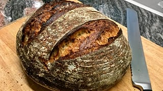 Brot ist für viele nicht wegzudenken aus dem Alltag, nun wird das Grundnahrungsmittel mancherorts zum Luxusprodukt.