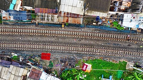 Where people live may leave a measurable imprint on their brains, according to new research.