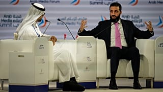 Suriye Devlet Başkanı Ahmed el-Şaraa, 15 Eylül 2026'da Dubai'deki 2026 Arap Medya Zirvesi'nde konuşuyor.