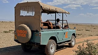 Kenya : des véhicules électriques permettent des safaris durables du Masai Mara