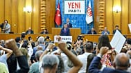 Yeni Parti Genel Başkanı Özgür Özel partisinin Meclis'teki ilk açık grup toplantısında konuşuyor / Arşiv
