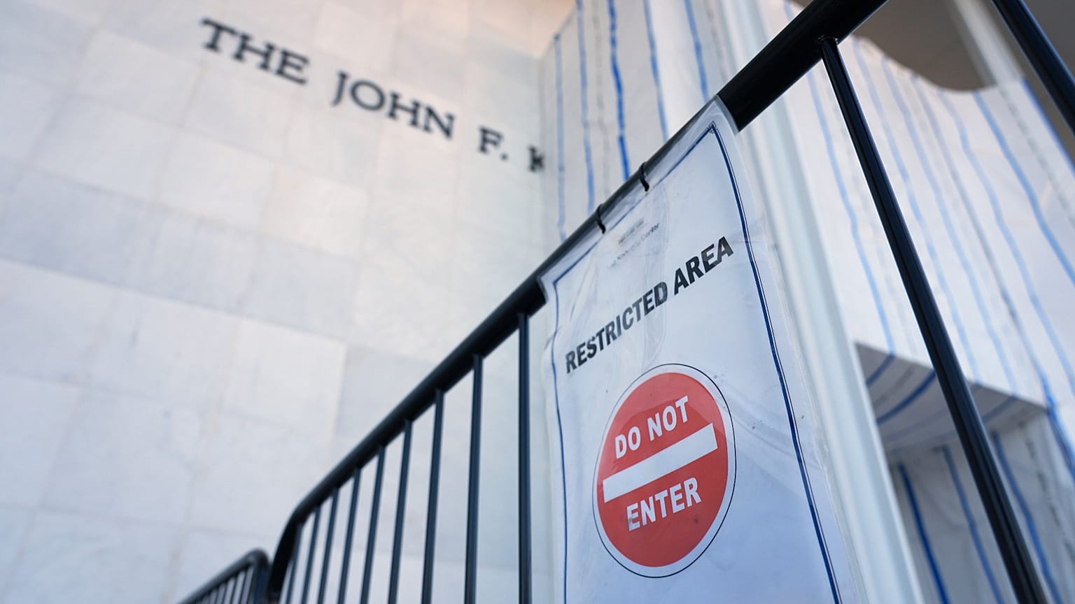 A sign is placed on a gate outside the John F. Kennedy Center for the Performing Arts in Washington, Tuesday, Sept. 15, 2026. (AP Photo/Jacquelyn Martin)