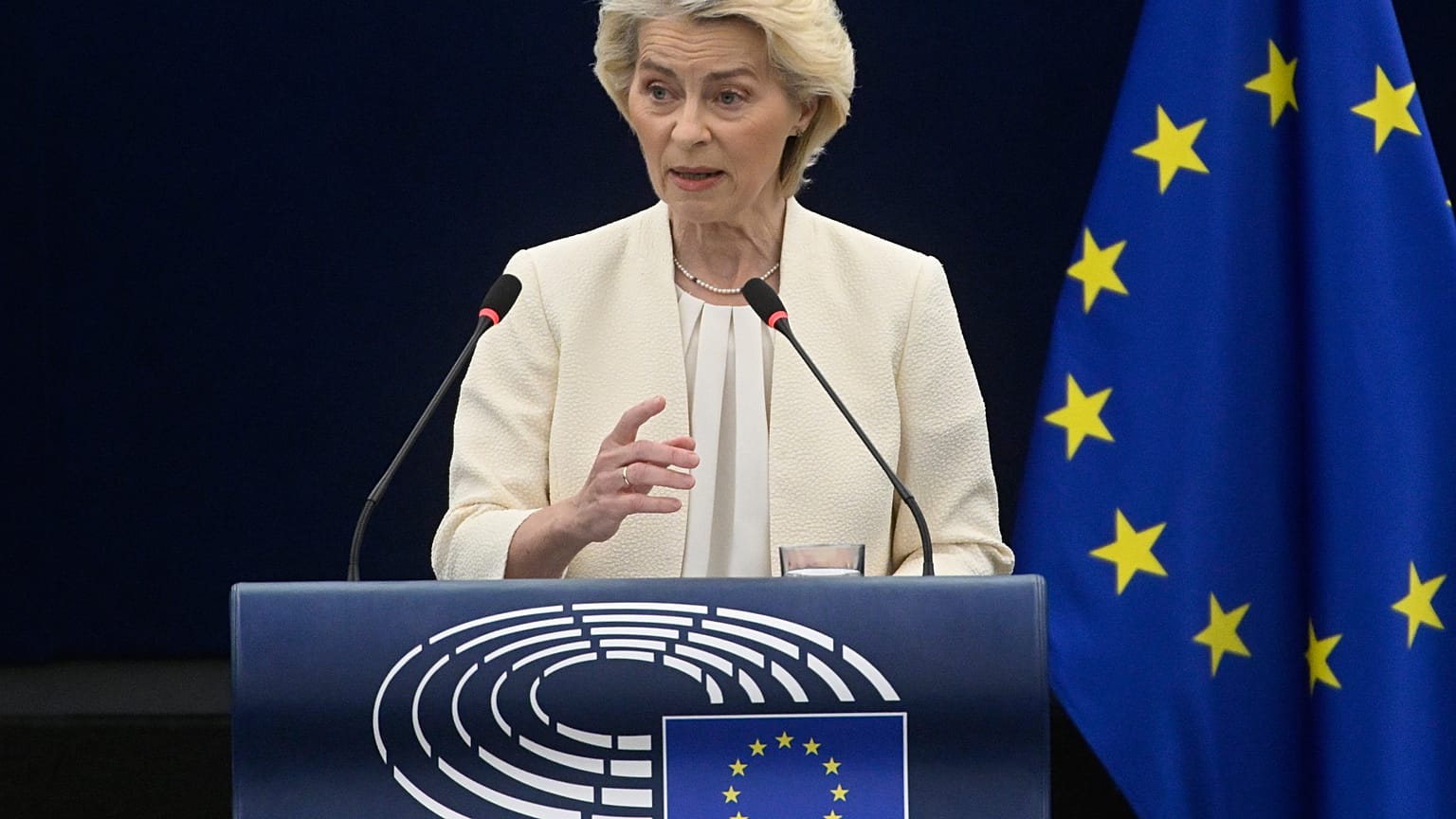Az Európai Bizottság elnöke, Ursula von der Leyen évértékelő beszédet mond az Európai Parlamentben, Strasbourgban 2026. szeptember 16-án